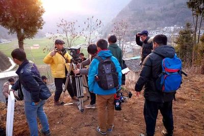 院線電影《不負流年》在旬陽縣仁河口鎮開機